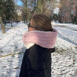 Knitted infinity cable scarf