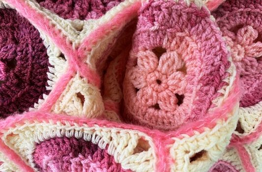 Baby Blanket with Pink Flower Circles